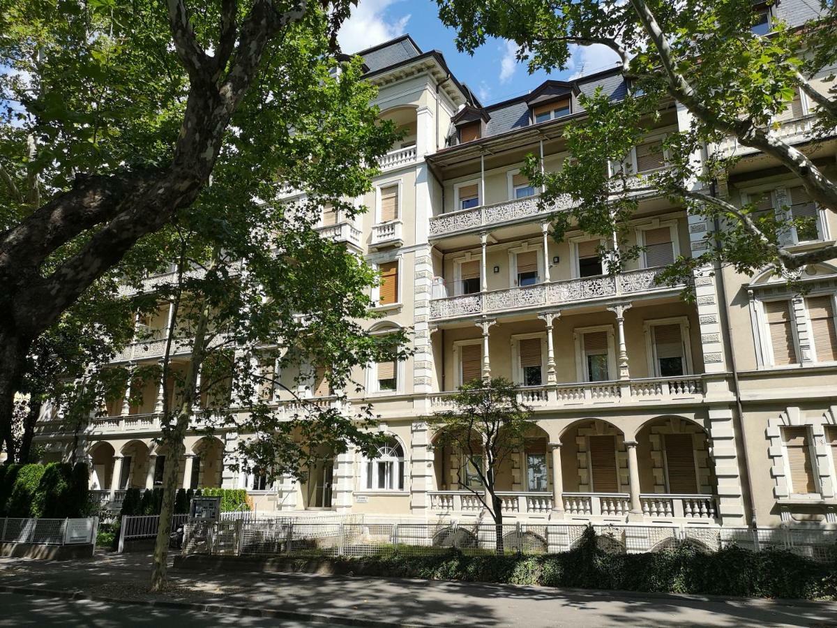 Spazioso E Accogliente Nel Centro Di Merano Exterior foto